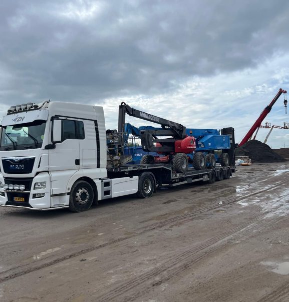 WhatsApp Image 2025-10-14 at 11.07.06 (4) WhatsApp Image 2025-10-14 at 11.07.06 (4)